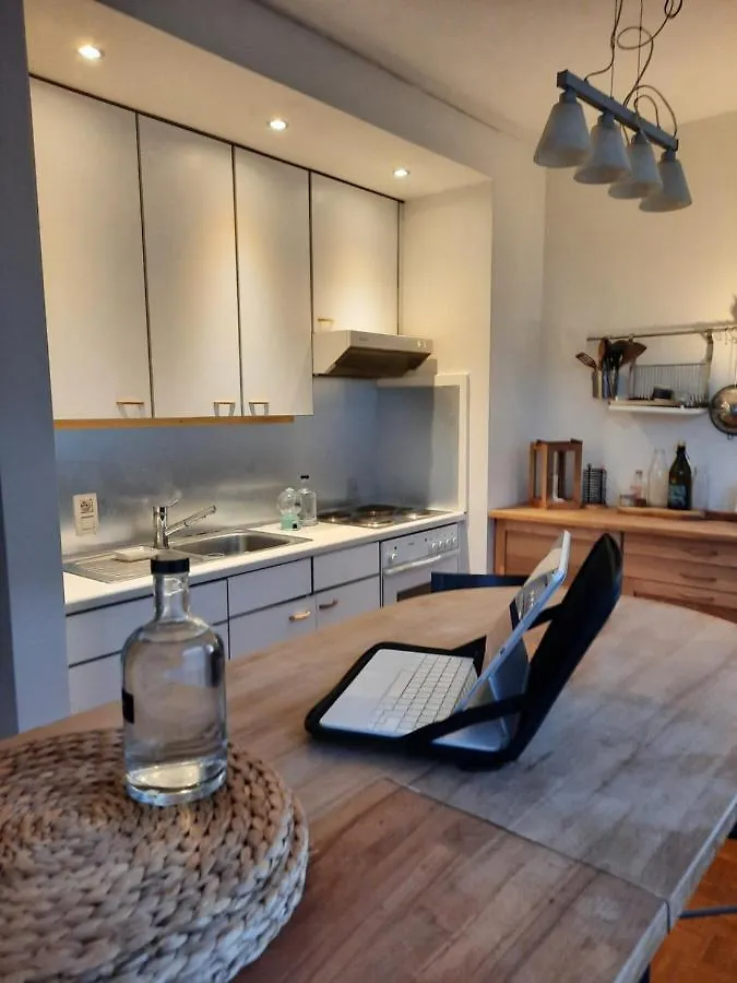 St Catherine - Sweet Home - Bxl - Studio Apartment With City View Bruxelles